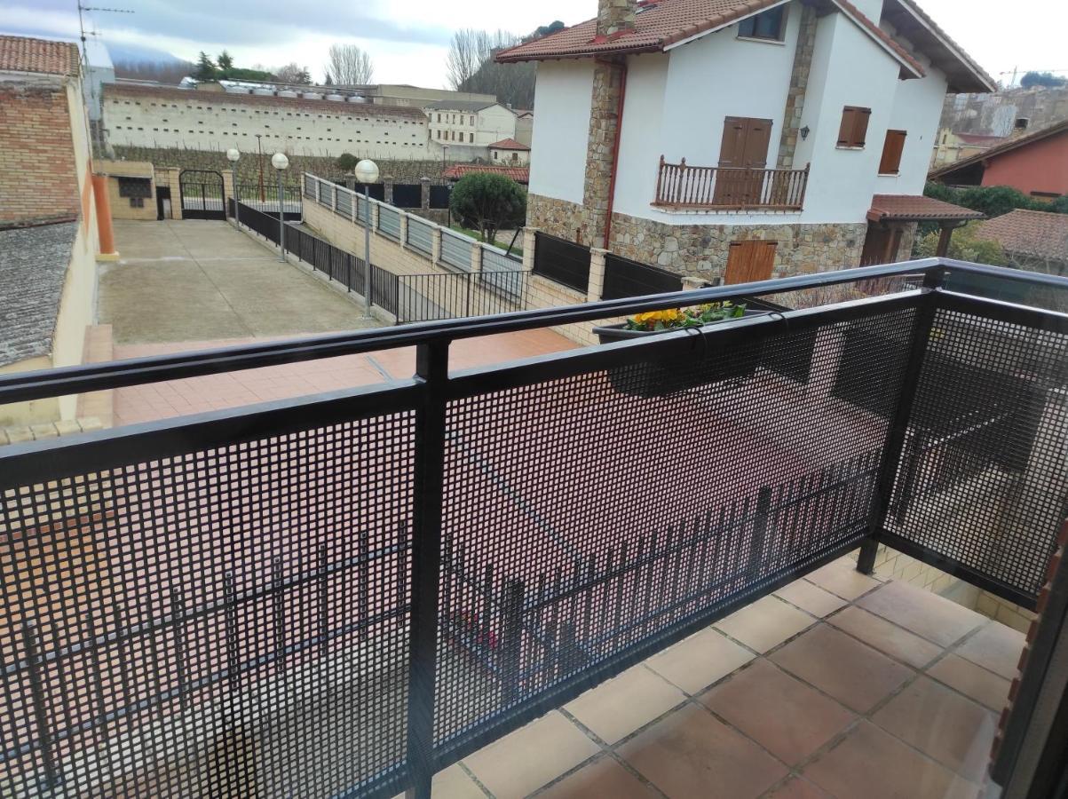 En El Corazon Del Barrio De La Estacion Vila Haro Exterior foto